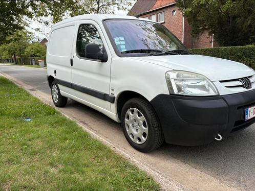 Peugeot partner 1.6hdi, Auto's, Bestelwagens en Lichte vracht, Particulier, Airbags, Airconditioning, Alarm, Boordcomputer, Centrale vergrendeling