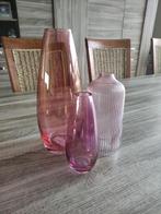 3 Roze vazen . Verschillende grotes, Huis en Inrichting, Woonaccessoires | Vazen, Glas, Zo goed als nieuw, Ophalen, Overige kleuren