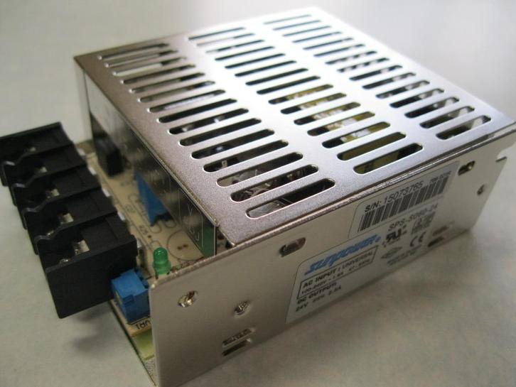 Alimentation industrielle Sunpower SPS S060-24, 24V-2,5A, Electroménager, Électroménager & Équipement Autre, Neuf, Enlèvement ou Envoi