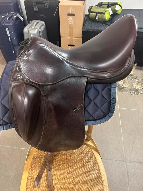 Dressuurzadel Prestige, Dieren en Toebehoren, Paarden en Pony's | Zadels, Gebruikt, Dressuur, Ophalen
