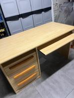 Bureau gratis, Huis en Inrichting, Bureaus, Ophalen of Verzenden, Gebruikt, Bureau