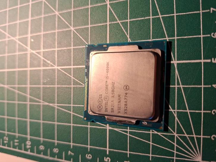 Intel core 2 duo i5-4690K 3.5Ghz & Cooler, Computers en Software, Processors, Zo goed als nieuw, 2-core, 3 tot 4 Ghz, Ophalen of Verzenden