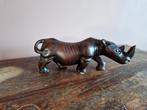 Handgesneden massief hardhouten neushoornsculptuur, Antiek en Kunst, Ophalen of Verzenden