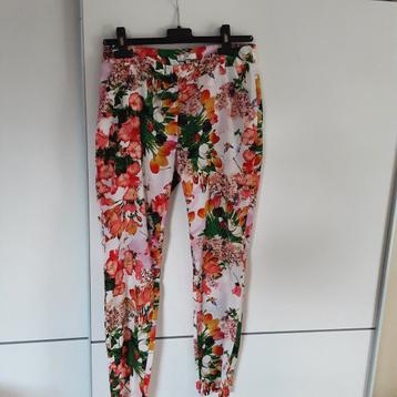 CKS  trendy gebloemde broek in mooie mt 36 38 zie afmetingen beschikbaar voor biedingen