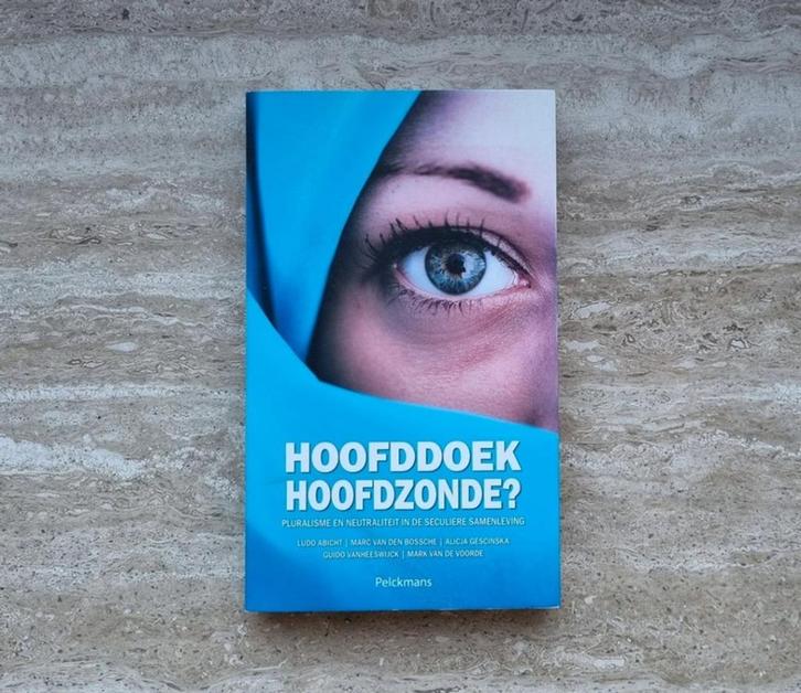 Hoofddoek, hoofdzonde? Pluralisme in seculiere samenleving, Boeken, Politiek en Maatschappij, Nieuw, Maatschappij en Samenleving