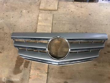 Mercedes B-klasse W245 Grille A1698831260 beschikbaar voor biedingen