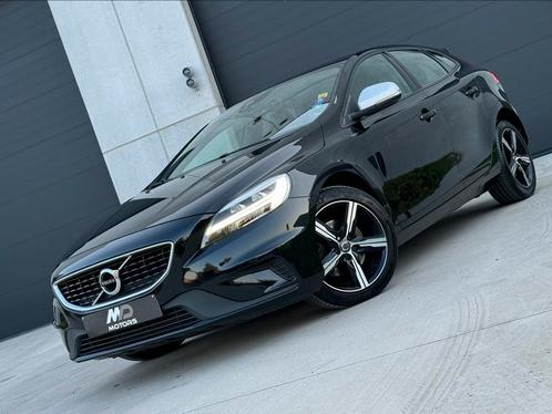 Volvo V40 T3/R Design/Alcantara/Caméra/Navi/Xénon, Autos, Volvo, Entreprise, Achat, V40, ABS, Caméra de recul, Phares directionnels