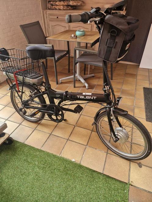 Elektrische vouwfiets., Fietsen en Brommers, Fietsen | Vouwfietsen, Zo goed als nieuw, Versnellingen, Ophalen