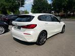 BMW 1 SERIES HATCH 1.5 118IA (100KW), 4 cilinders, Wit, Bedrijf, 5 zetels