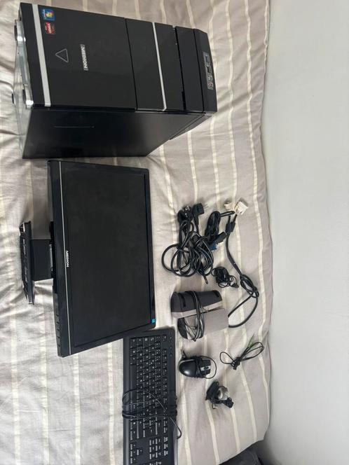 Medion pc en monitor, Computers en Software, Desktop Pc's, Zo goed als nieuw, 16 GB, Met monitor, Virtual Reality, Ophalen