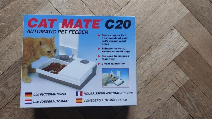 distributeur de nourriture pour chat ou chien, Dieren en Toebehoren, Dierenvoeding, Hond, Ophalen