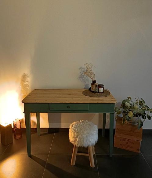LA PETITE TABLE DE FERME, Huis en Inrichting, Tafels | Bijzettafels, Zo goed als nieuw, Rechthoekig, 60 cm of meer, 75 cm of meer