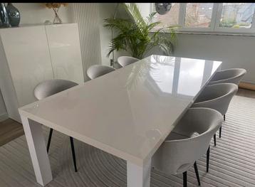 Witte hoogglans tafel 110 cm x 240 cm 