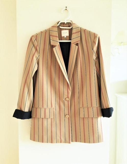 VILA - super chique - geklede - langere vest - blazer - 38, Vêtements | Femmes, Vestes | Été, Comme neuf, Taille 38/40 (M), Autres couleurs