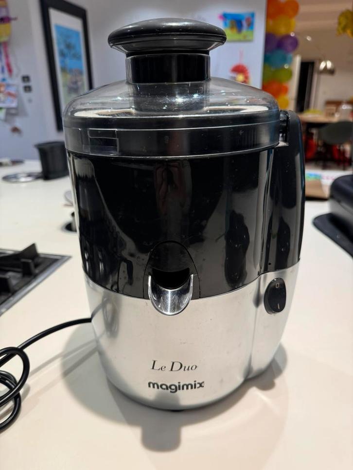 Magimix: Le Duo - Centrifugeuse (Extracteur) / Presse-fruits, Electroménager, Extracteurs de jus, Utilisé, Enlèvement