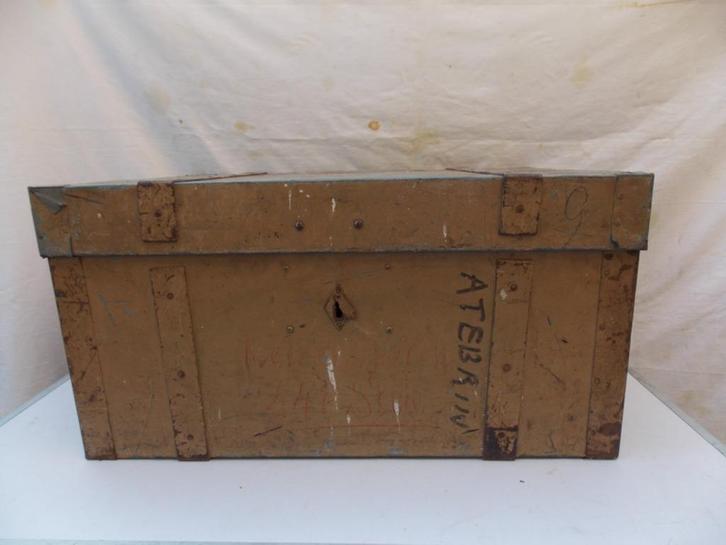 WWII Duitse sanitaiter kist, Verzamelen, Militaria | Tweede Wereldoorlog, Landmacht, Overige typen, Ophalen