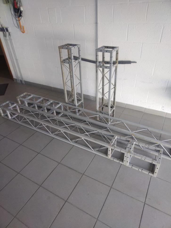 structure metalique de scène, Doe-het-zelf en Bouw, Steigers, Gebruikt, Overige typen, 2 tot 5 meter, Ophalen