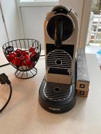 Machine à café Nespresso Magimix, Electroménager, Cafetières, Machine à espresso, Réservoir d'eau amovible, Dosettes et capsules de café