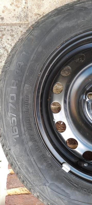 Roue original 1pièce état neuf 165/70R14 à saisir ️️️️️️️️↙️ beschikbaar voor biedingen