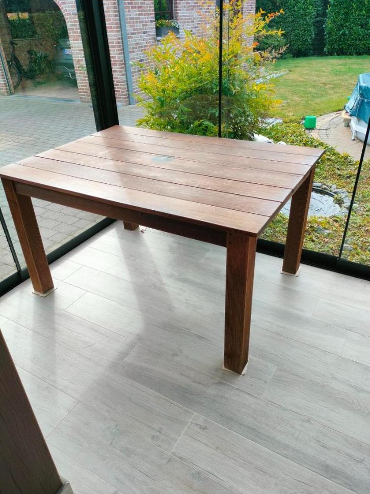 Hard houten Mahonie tafel voor tuinkamer of buiten, Maison & Meubles, Tables | Tables d'appoint, Utilisé, Rectangulaire, 75 cm ou plus