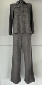 Mooi broekpak (38/40) van Xandres!, Kleding | Dames, Jasjes, Kostuums en Pakken, Maat 38/40 (M), Kostuum of Pak, Verzenden, Zo goed als nieuw