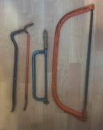 Oud gereedschap 4 stuks: 2 koevoeten en 2 zagen, Doe-het-zelf en Bouw, Gereedschap | Handgereedschap, Ophalen, Gebruikt