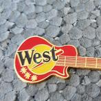 Pin gitaar reclame West sigaretten merk tabak, Verzamelen, Speldjes, Pins en Buttons, Merk, Ophalen of Verzenden, Speldje of Pin
