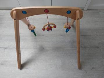 Baby speelboog beschikbaar voor biedingen