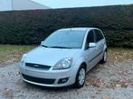 Ford Fiesta 1.3i, Auto's, Voorwielaandrijving, Stof, 4 cilinders, Bedrijf