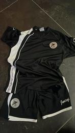 2 sets Adidas en jartazi 10 jaar, Ophalen of Verzenden