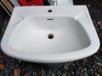 Bel évier blanc type boch.59x46x15., Maison & Meubles, Salle de bain | Linge de bain & Accessoires, Blanc