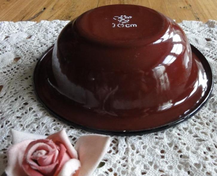 Bruin emaille kommetje / schaaltje met zwarte rand, Antiek en Kunst, Curiosa en Brocante, Ophalen of Verzenden