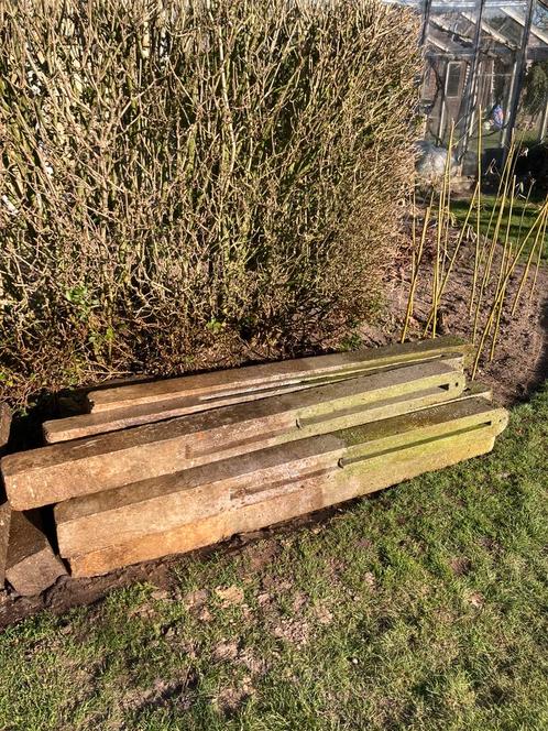 Oerdegelijke betonnen palen met draadgleuf, Tuin en Terras, Palen, Balken en Planken, Palen, Ophalen