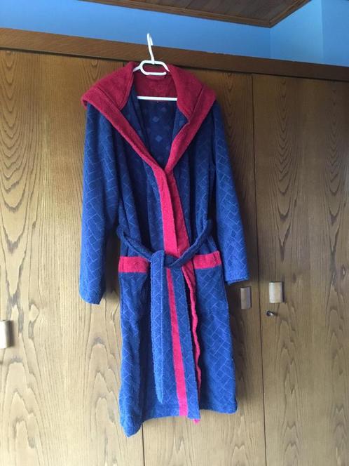 Kwaliteits winter badjas van het merk Vossen maat S, Kleding | Dames, Pyjama's, Zo goed als nieuw, Maat 36 (S), Ophalen of Verzenden