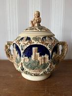 Decoratieve Duitse wijnpot met kastelen – vintage keramiek, Ophalen