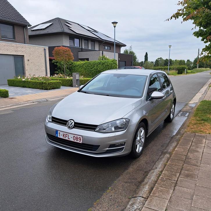 GOLF 7 1.2 BENZINE, Auto's, Volkswagen, Particulier, Golf, Elektrische ramen, Zetelverwarming, Trekhaak, Benzine, 4 deurs, Handgeschakeld