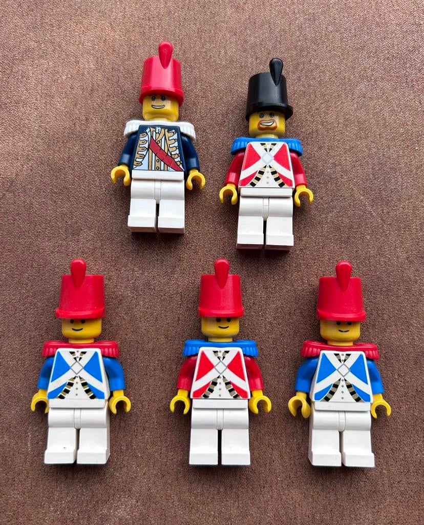 Lot de 5 figurines Lego Imperial, Enfants & Bébés, Jouets | Duplo & Lego, Comme neuf, Lego, Briques en vrac, Envoi