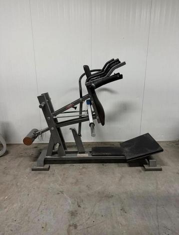 Panatta Hacksquat / power squat / v squat / legpress beschikbaar voor biedingen