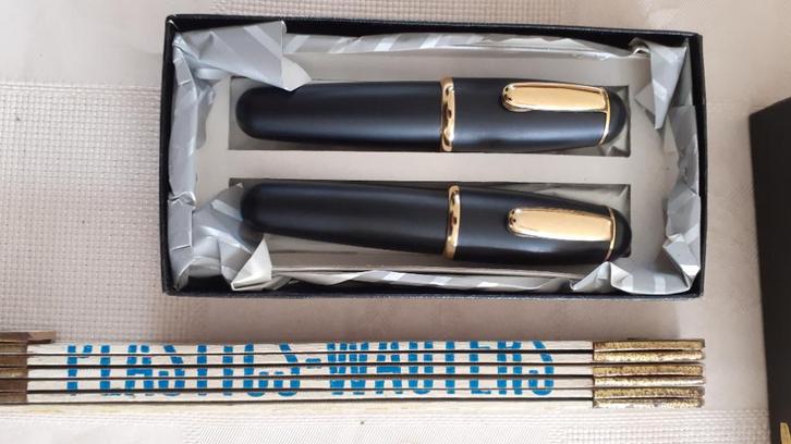 Taiwan-pen, Verzamelen, Pennenverzamelingen, Zo goed als nieuw, Vulpen, Overige merken, Ophalen of Verzenden