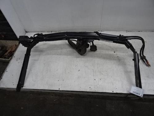 TREKHAAK Ford Focus 3 (01-2010/12-2019) (307410600001), Auto-onderdelen, Ophanging en Onderstel, Ford, Gebruikt