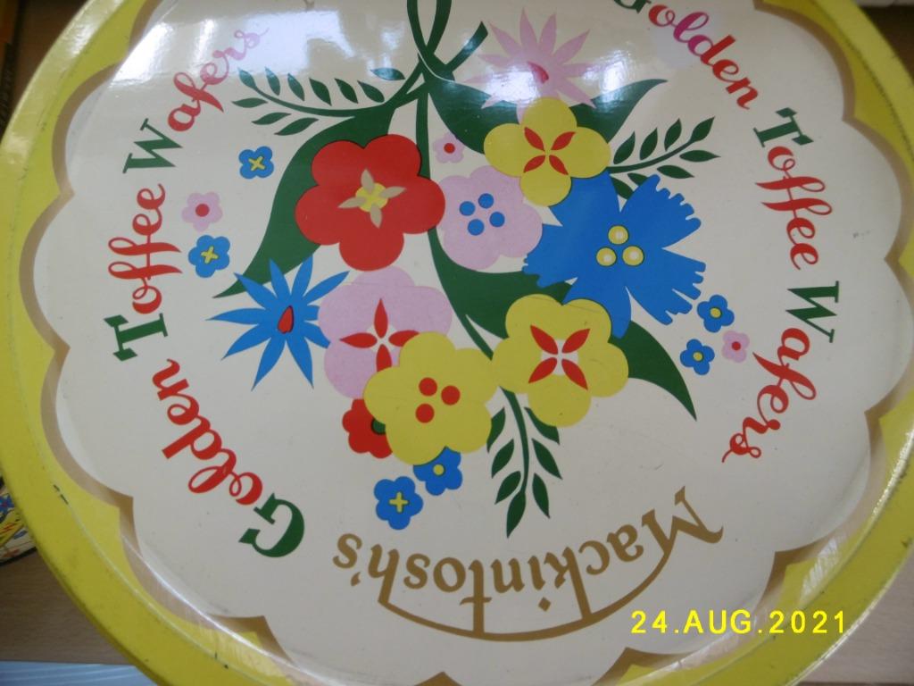 blikken, grote ronde blikken doos mackintosh's, Verzamelen, Blikken, Zo goed als nieuw, Koek(jes), Overige merken, Ophalen of Verzenden