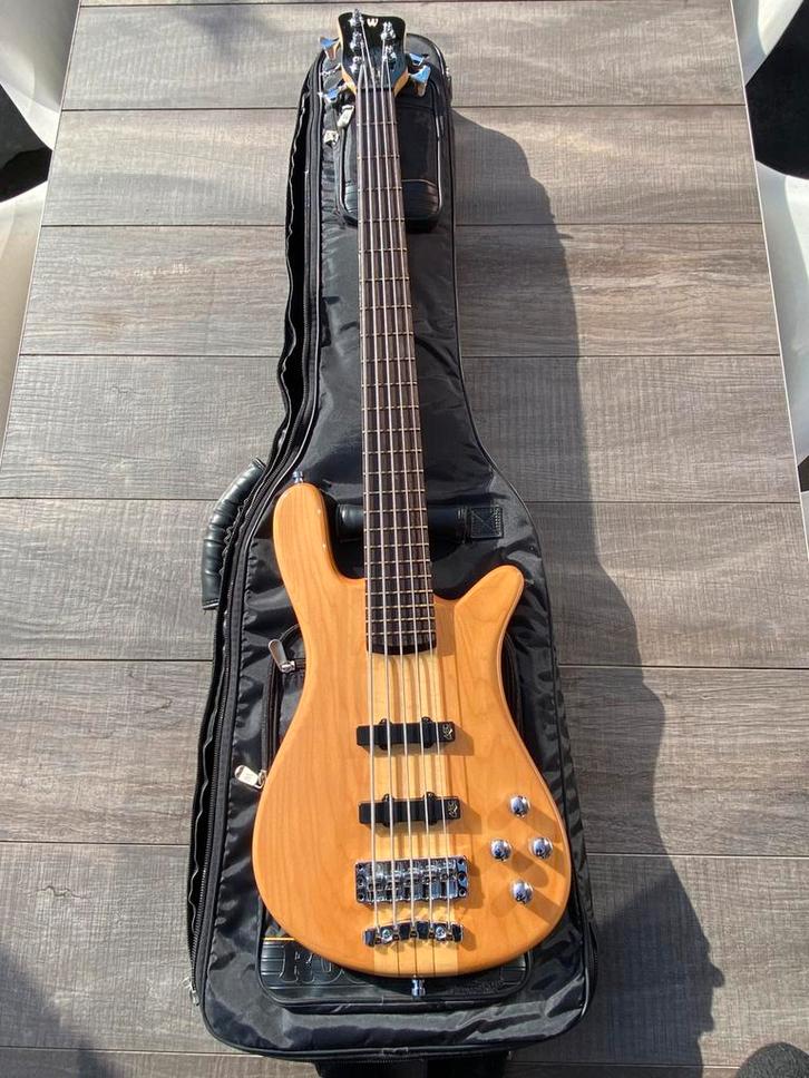 Warwick Pro Series Streamer Stage I 5 in Natural High Gloss, Musique & Instruments, Instruments à corde | Guitares | Basses, Utilisé