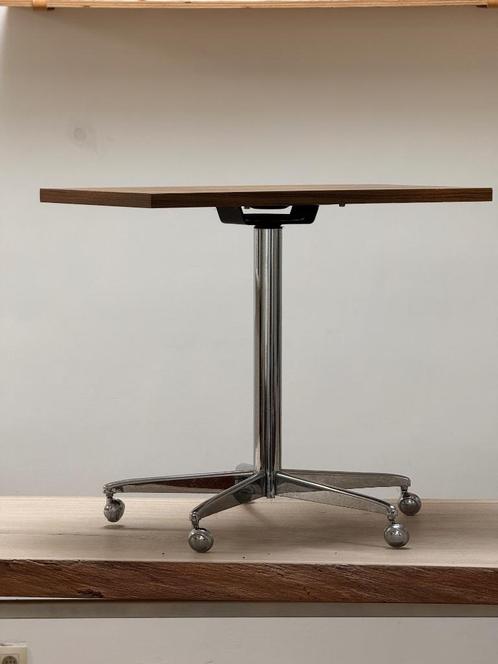Retro notelaar verrijdbaar tafeltje, Huis en Inrichting, Tafels | Bijzettafels, Gebruikt, Rechthoekig, 60 cm of meer, 75 cm of meer