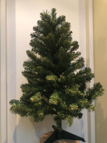  Kerstboom kunststof zijde + kinderzitbankje / box kerst beschikbaar voor biedingen