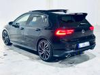 Volkswagen Golf GTI Clubsport Blackstyle PANO/GARANTIE, Auto's, Volkswagen, Euro 6, 4 cilinders, Alcantara, Zwart