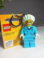 LEGO sleutelhanger met LED licht minifiguur verpleegster, Kinderen en Baby's, Nieuw, Ophalen of Verzenden, Lego