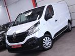 Renault Trafic 1.6 DCI UTILITAIRE 3 PLACES (bj 2017), Auto's, Stof, Euro 6, 4 cilinders, 95 pk