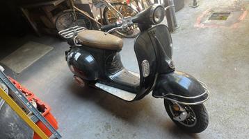 Razzo 2016 scooter beschikbaar voor biedingen