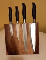 Porte couteaux en bois pliable aimanté + 4 couteaux, Comme neuf, Bois, Enlèvement, Ensemble de couverts