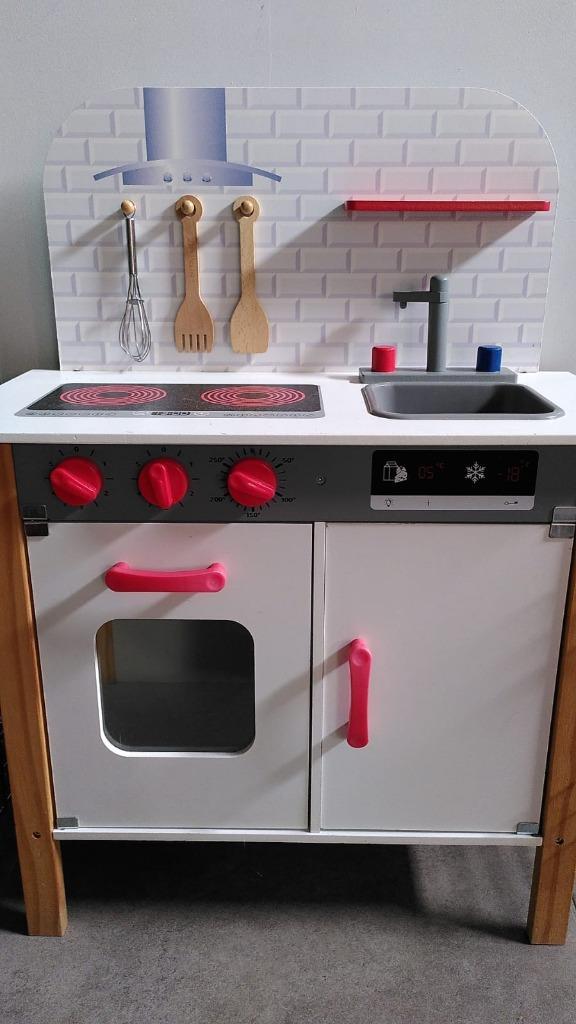 Houten speelgoedkeuken met plastic toebehoren, Kinderen en Baby's, Speelgoed | Speelkeukens, Gebruikt, Speelkeuken, Hout, Ophalen